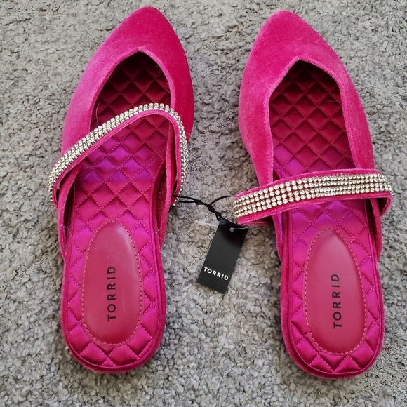 NWT TORRID PINK FLATS SIZE 9.5 - Picture 2 of 4